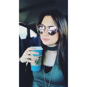 Meet your Posher, Diana